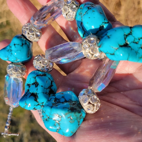 Stunning Beachy Glam Faux Turquoise & Sparkly Bauble Necklace ~ Wow! - Picture 9 of 16